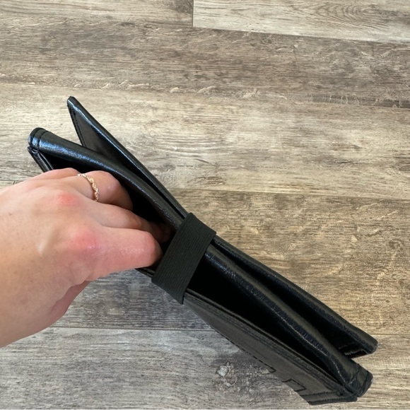 BCBGMAXAZRIA Black Tri-Fold Faux Leather Clutch/Pouch - Y2K Style - Picture 7 of 13